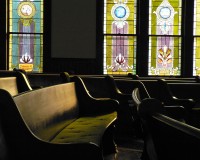 pews